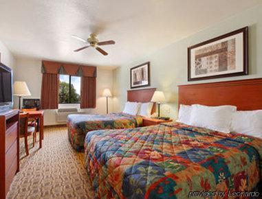 Days By Wyndham Hotel 2*